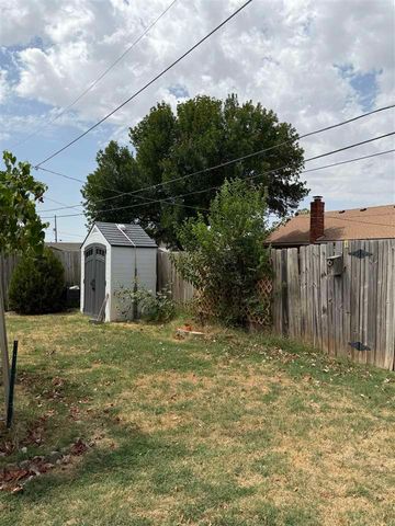 1703 SE 47th St, Lawton, OK 73501