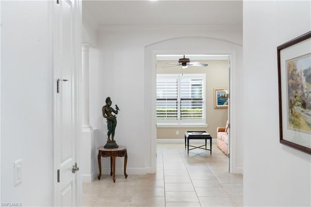 9235 Rialto LN, Naples, FL 34119