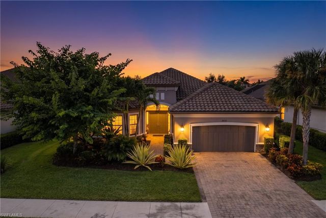 9235 Rialto LN, Naples, FL 34119