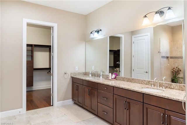 9235 Rialto LN, Naples, FL 34119