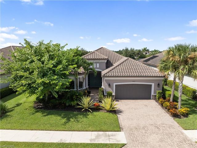 9235 Rialto LN, Naples, FL 34119