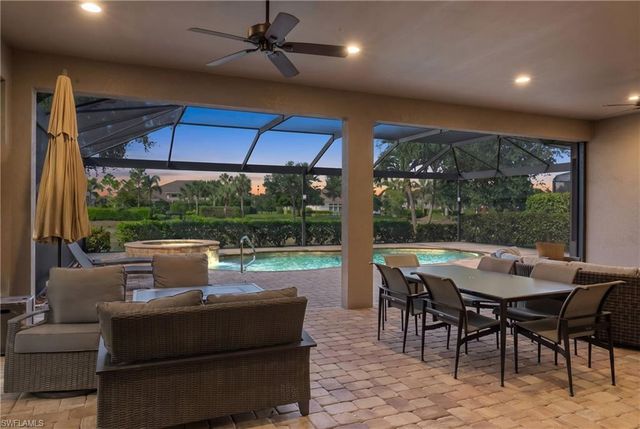 9235 Rialto LN, Naples, FL 34119