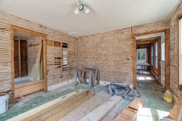 18 Oak Chapel Road, Bridgewater, VT 05035