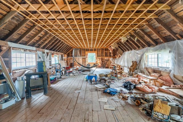 18 Oak Chapel Road, Bridgewater, VT 05035