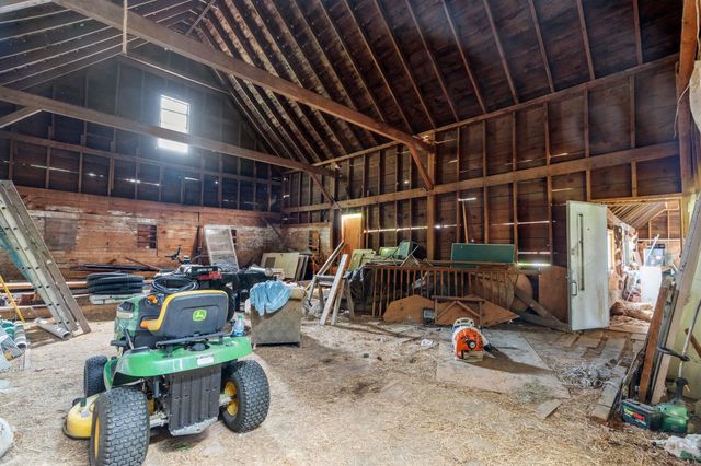 18 Oak Chapel Road, Bridgewater, VT 05035