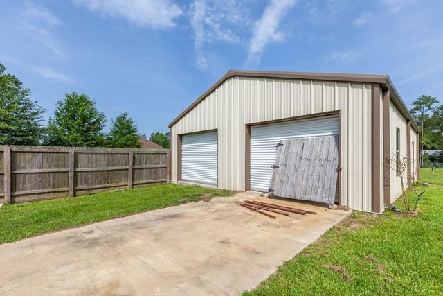 8195 W Ashford Park, Orange, TX 77630