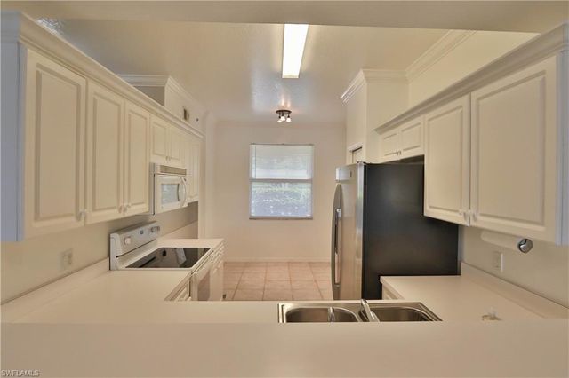 8550 Kingbird LOOP 615, Estero, FL 33967