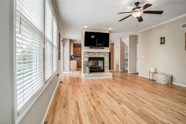 21624 W 58th Street, Shawnee, KS 66218