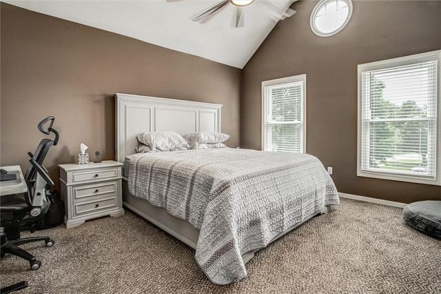 21624 W 58th Street, Shawnee, KS 66218
