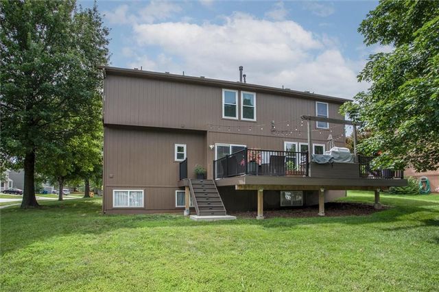 21624 W 58th Street, Shawnee, KS 66218