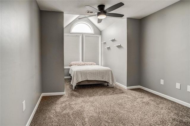 21624 W 58th Street, Shawnee, KS 66218