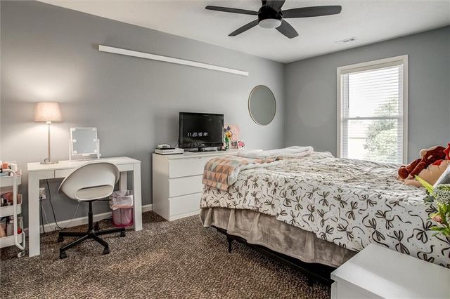 21624 W 58th Street, Shawnee, KS 66218