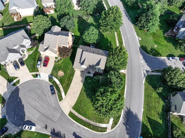 21624 W 58th Street, Shawnee, KS 66218