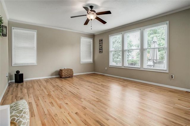21624 W 58th Street, Shawnee, KS 66218