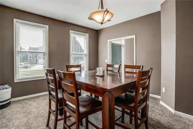 21624 W 58th Street, Shawnee, KS 66218