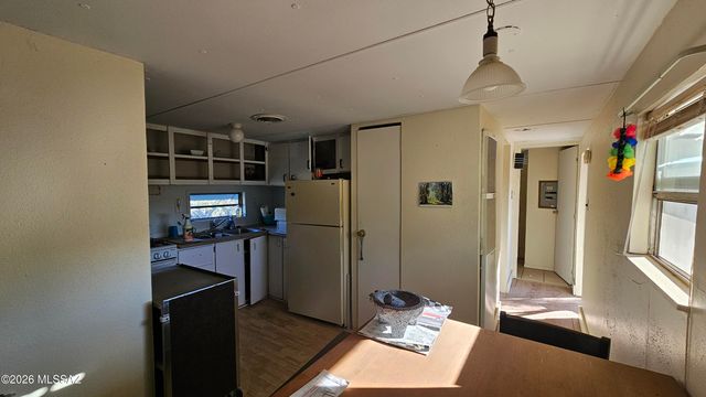 7430 W Bopp Road, Tucson, AZ 85735