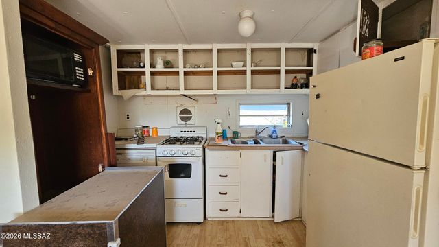 7430 W Bopp Road, Tucson, AZ 85735