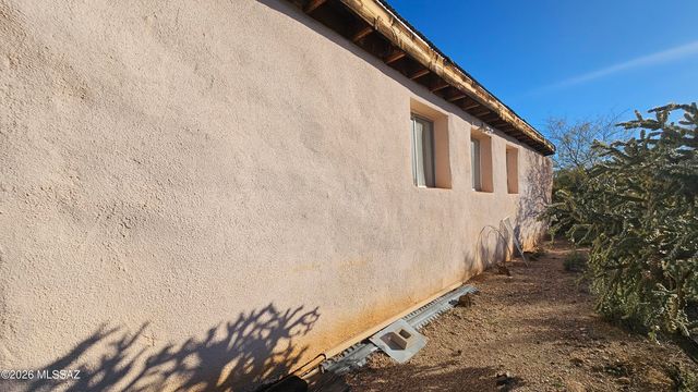 7430 W Bopp Road, Tucson, AZ 85735