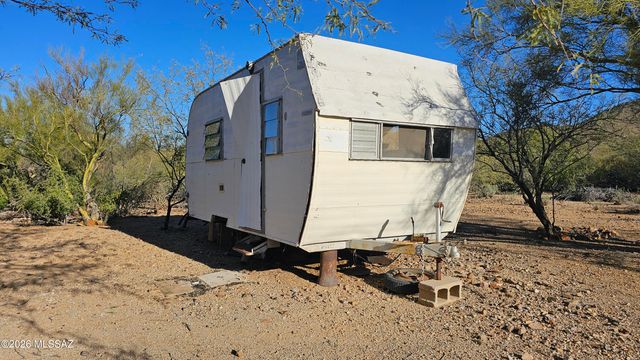 7430 W Bopp Road, Tucson, AZ 85735