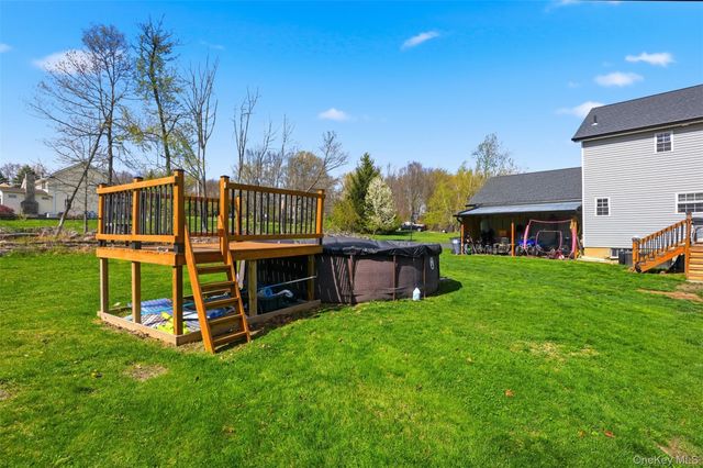 16 Fawn Court, Middletown, NY 10940