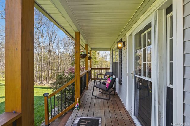 16 Fawn Court, Middletown, NY 10940
