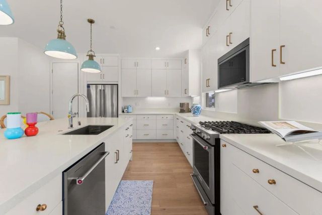 2720 Everly Drive, San Diego, CA 92108