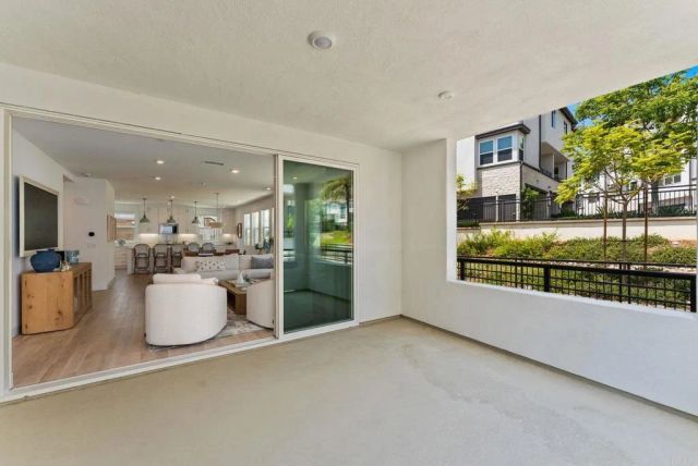 2720 Everly Drive, San Diego, CA 92108