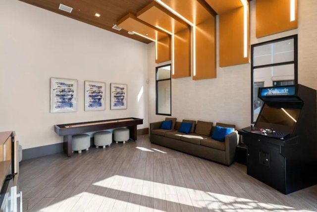 2720 Everly Drive, San Diego, CA 92108