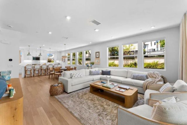 2720 Everly Drive, San Diego, CA 92108