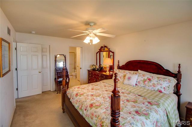 48 Quarry Riverfront Road, Golden Eagle, IL 62036