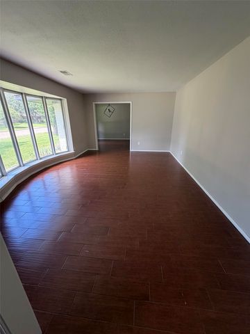 4847 Mill Run Road, Dallas, TX 75244