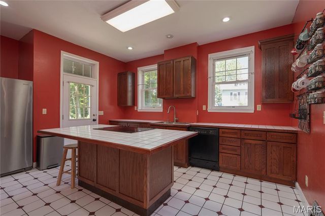 8000 W Main Street, Belleville, IL 62223