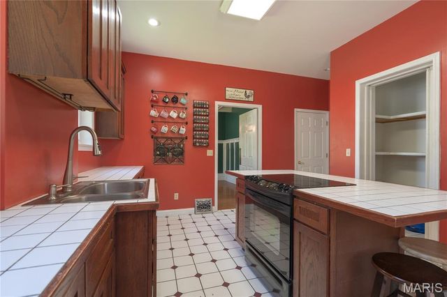 8000 W Main Street, Belleville, IL 62223
