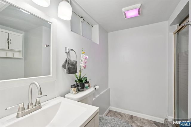 84 Richmond Street, Lodi, NJ 07644