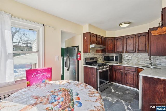 84 Richmond Street, Lodi, NJ 07644