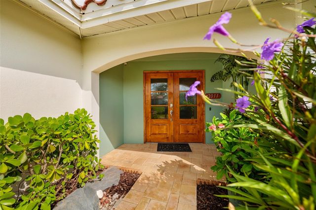 2011 MICHIGAN AVENUE NE, St Petersburg, FL 33703