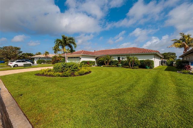 2011 MICHIGAN AVENUE NE, St Petersburg, FL 33703