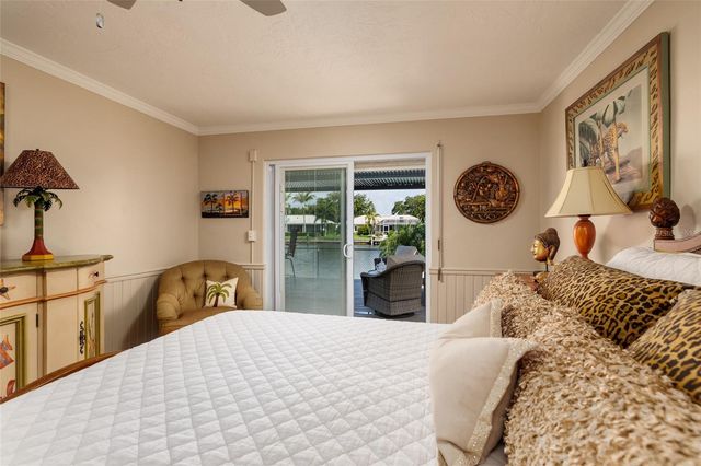 2011 MICHIGAN AVENUE NE, St Petersburg, FL 33703