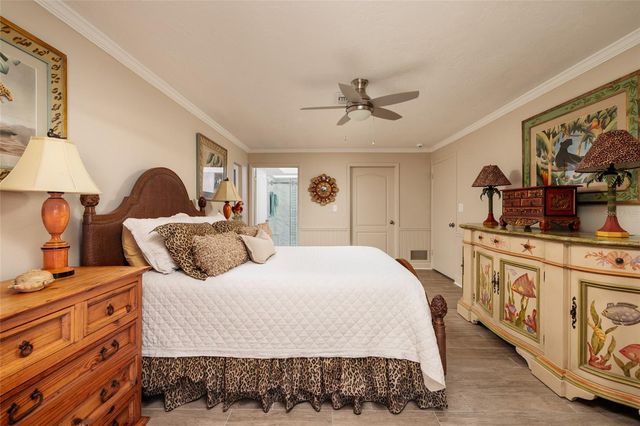 2011 MICHIGAN AVENUE NE, St Petersburg, FL 33703