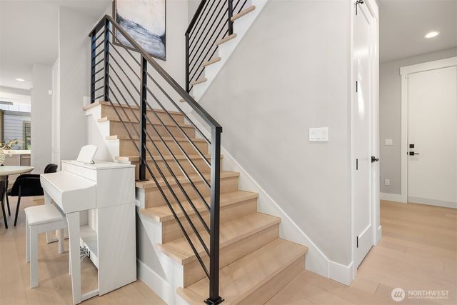 10931 NE 133rd Street, Kirkland, WA 98034