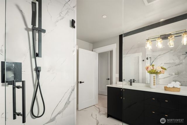 10931 NE 133rd Street, Kirkland, WA 98034