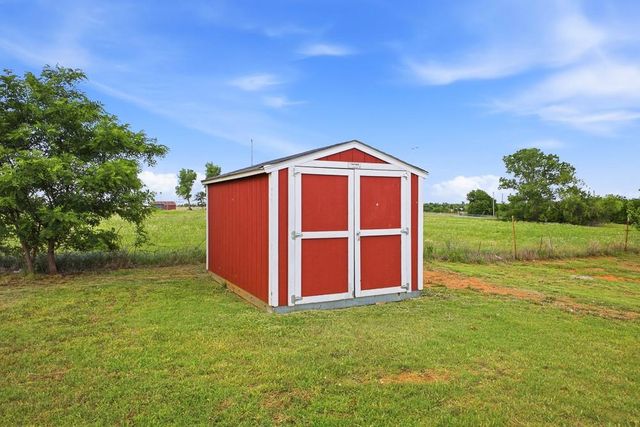 1374 County Street 2919, Tuttle, OK 73089