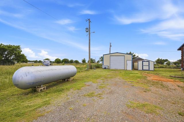 1374 County Street 2919, Tuttle, OK 73089