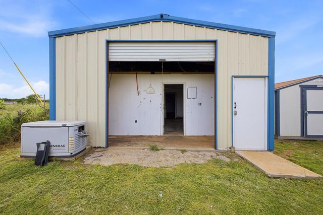 1374 County Street 2919, Tuttle, OK 73089