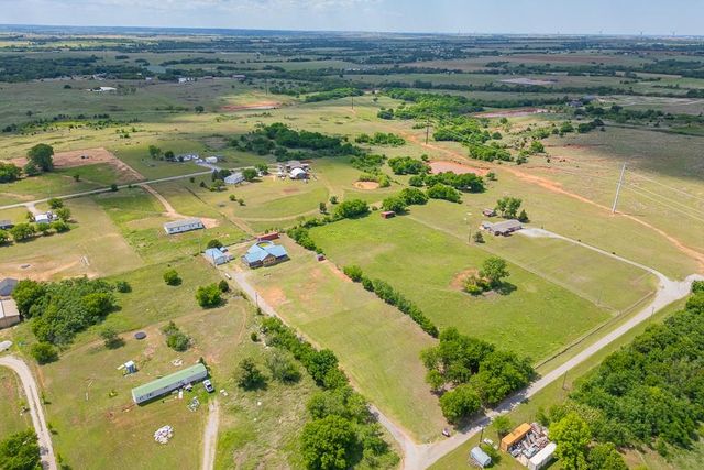 1374 County Street 2919, Tuttle, OK 73089