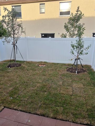 11447 W 34th Ct, Hialeah, FL 33018