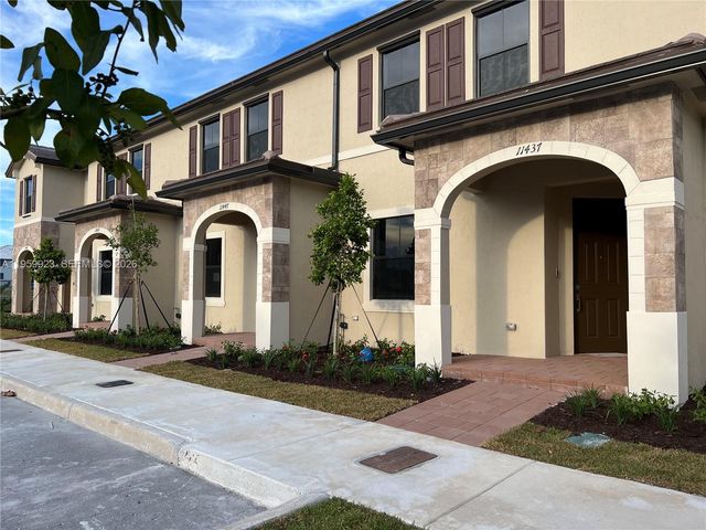 11447 W 34th Ct, Hialeah, FL 33018