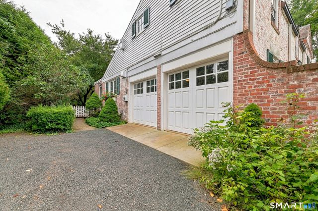 1191 Ridge Road, North Haven, CT 06473