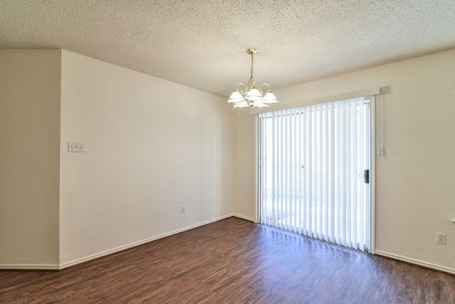 307 Stell Avenue, Mansfield, TX 76063