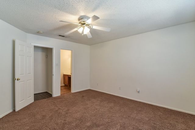 307 Stell Avenue, Mansfield, TX 76063